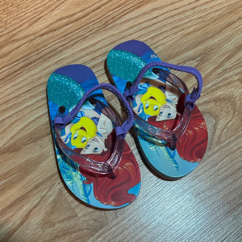 Disney Princess Little Mermaid Ariel Toddler Flip Flops Sandals Size 9/10